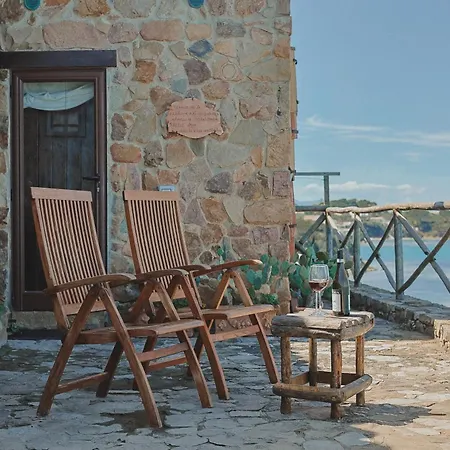 בית נופש Cala La Giara *